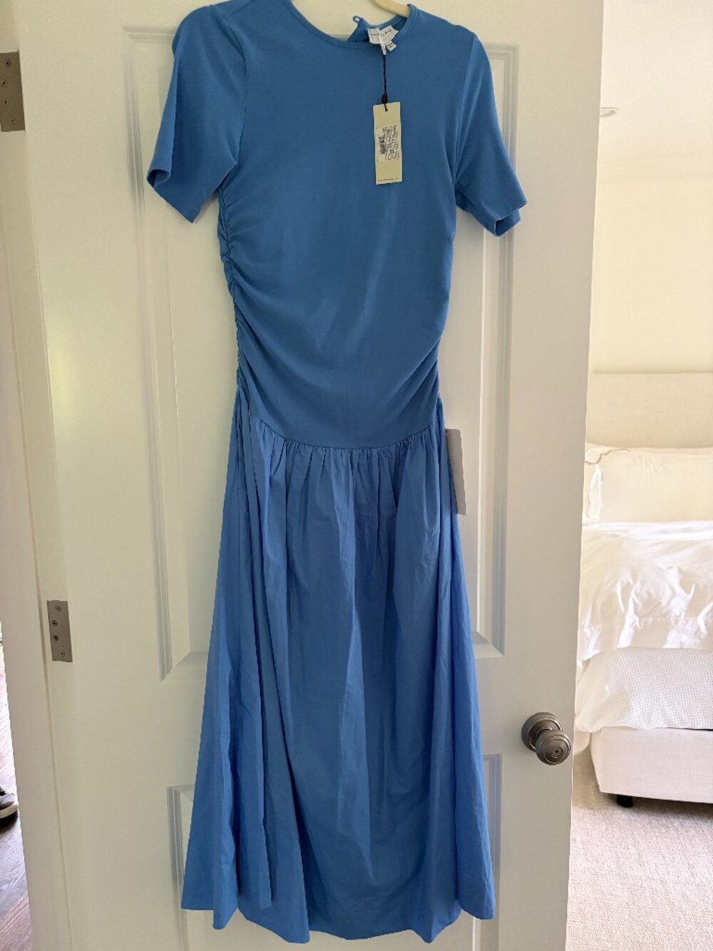 Never Fully Dressed Dress Size 4